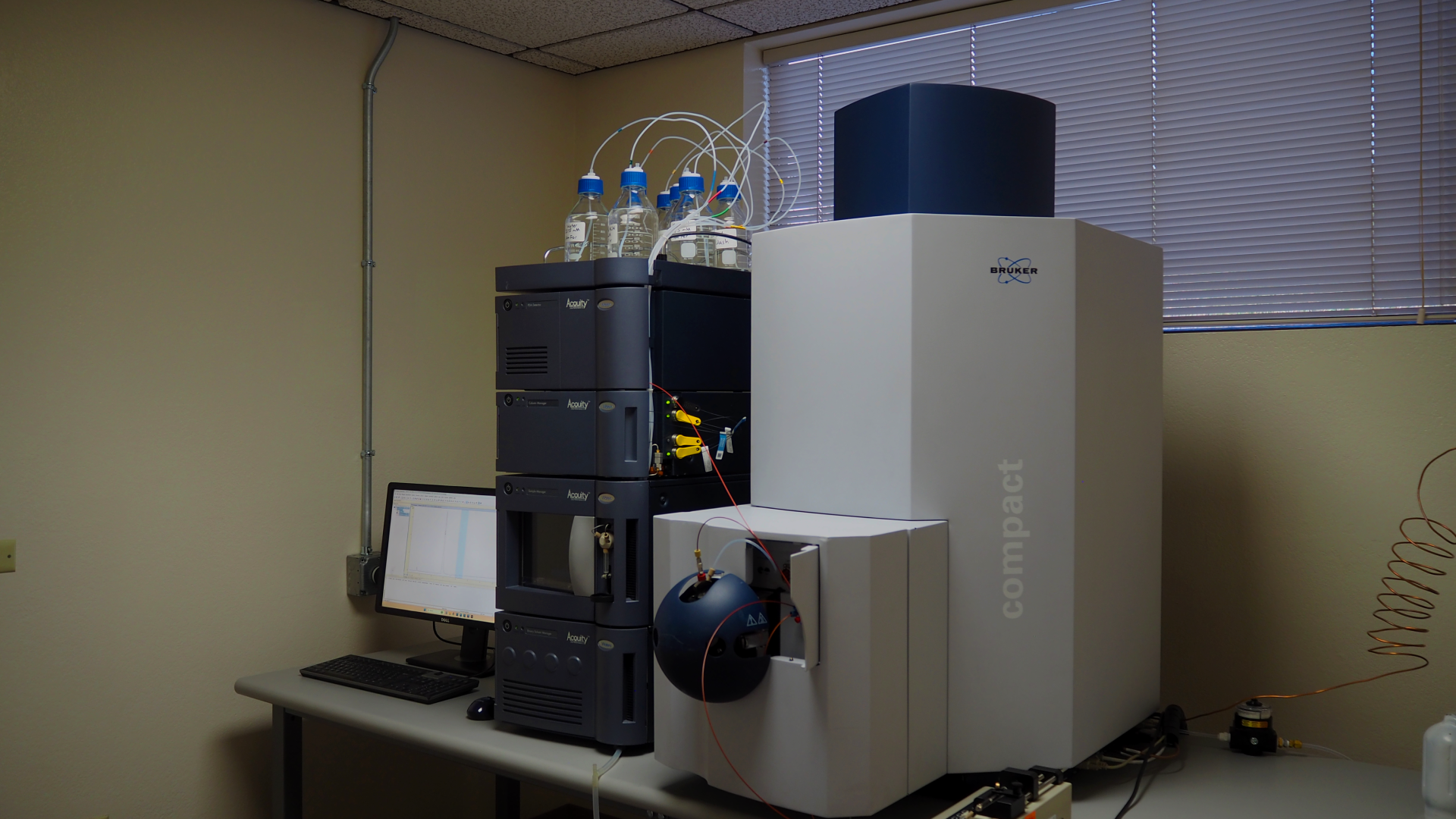 opticbiolab laboratory instrumentation